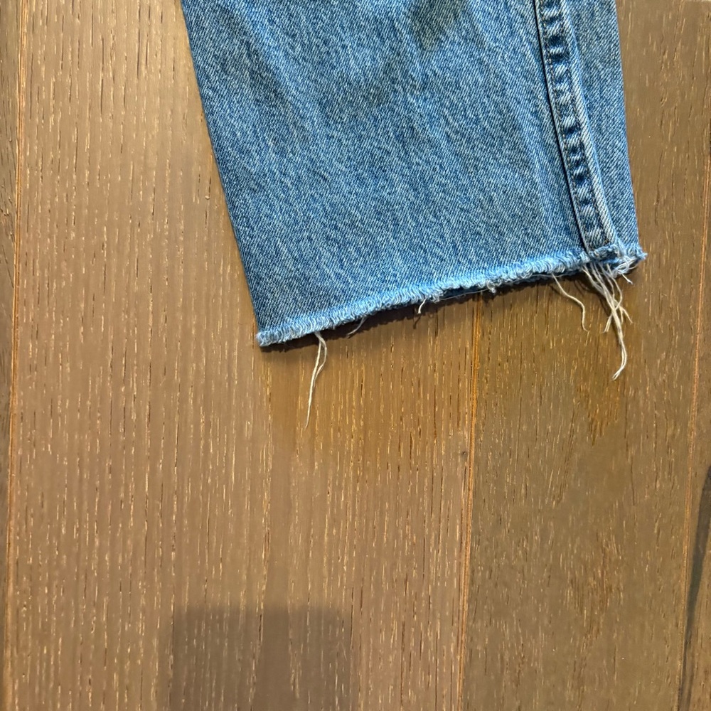 Pistola $148 Eden High Rise Mom Kick Straight Distressed Jeans Koi 28/6 - Picture 3 of 13